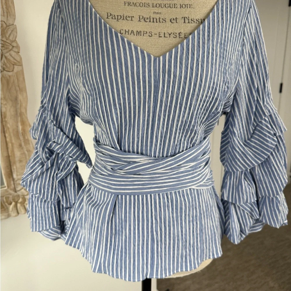 NWT! White House Black Market Seersucker Wrap Blouse - Picture 5 of 7